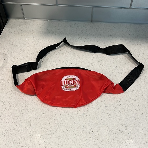 Lucky beer Fanny  pack NWT - Picture 2 of 5